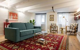 Pitti - Tuscan Charming Apartment